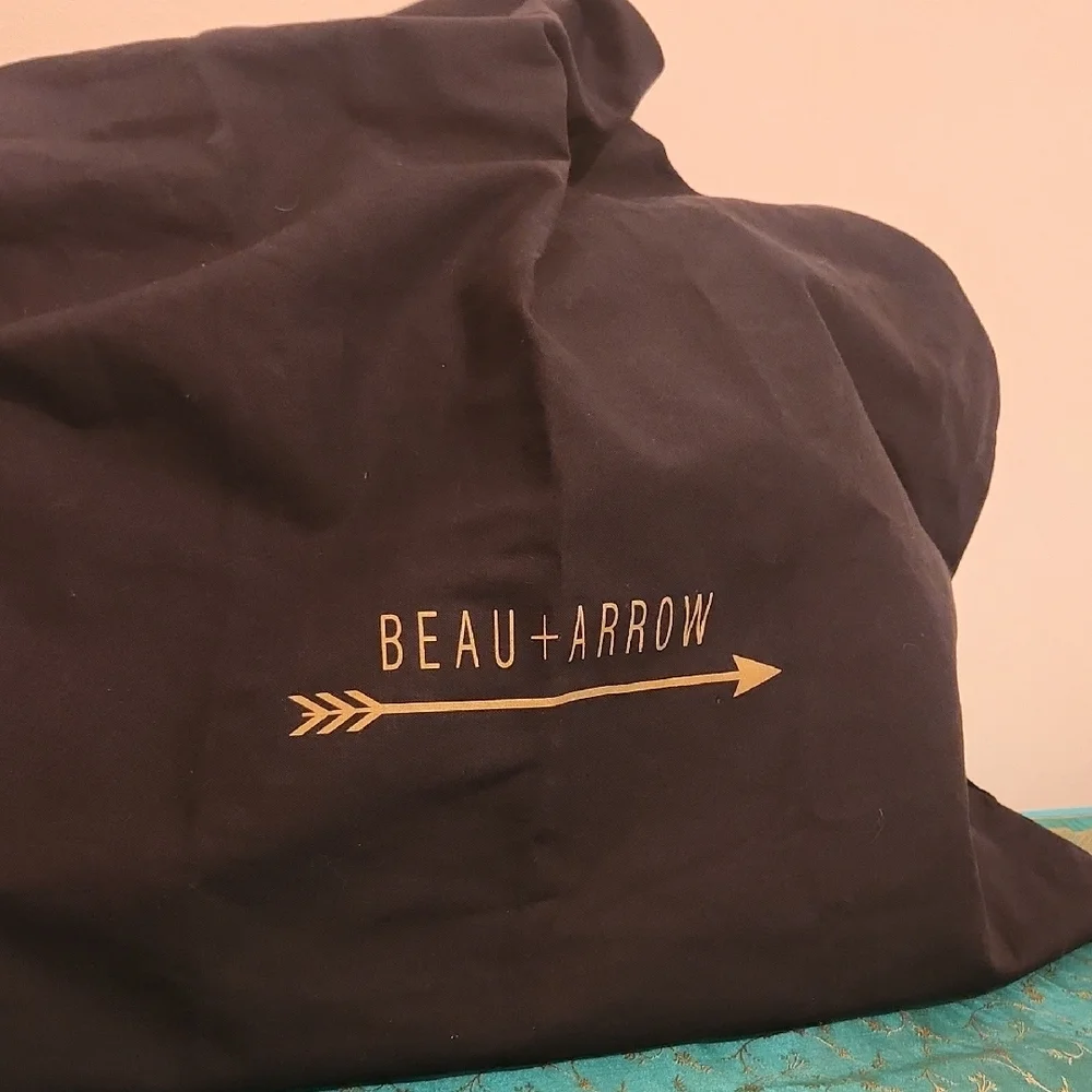 Beau + Arrow Charley Hobo - Picture 13 of 13